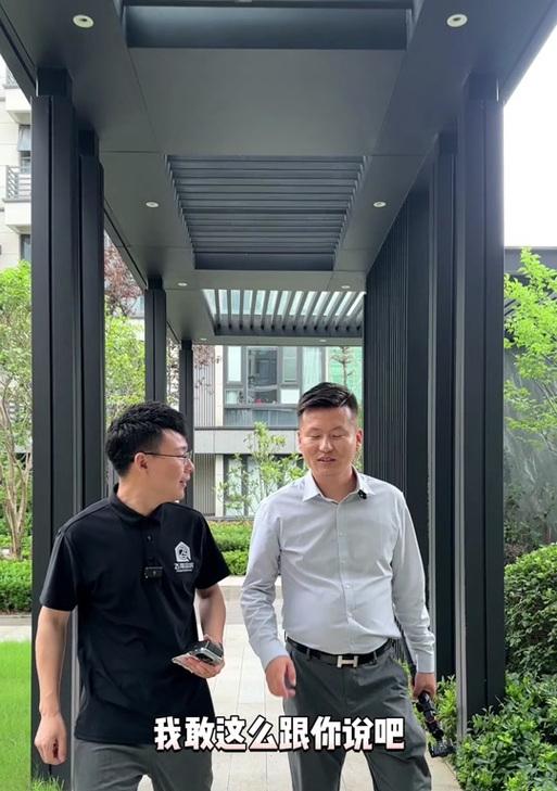仙林拍拍手战斗策略是什么？