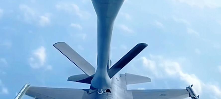 绝地求生飞机空中加油的方法是什么？为何需要空中加油？