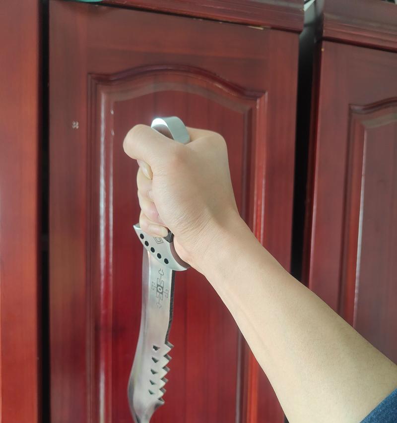 灭灵军刺刀柄使用技巧？