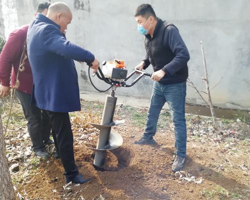 挖坑深度在绝地求生中的调整方法是什么？